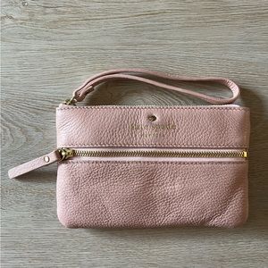 Kate Spade Wristlet. Pink. GREAT Condition.